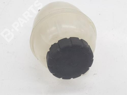Used Expansion tank Expansion tank MERCEDES-BENZ C-CLASS (W205) C 220 BlueTEC / d (205.002, 205.004) (170 hp) 11036984 11036984