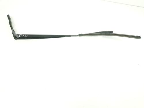 Used Front windshield wiper arm RENAULT CLIO IV (BH_) 1.5 dCi 75 (75 hp) 9106959