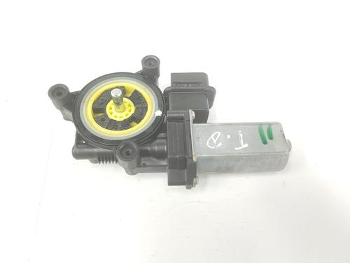 Rudehejsemotor bagstkærm højre BMW X1 (F48) sDrive 18 d (150 hp) 11011216