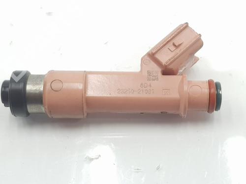 Used Injector Injector TOYOTA YARIS (_P13_) [2010-2020] 10976067 10976067
