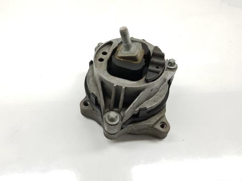 Used Engine mount BMW 4 Gran Coupe (F36) 420 i (184 hp) 17006291