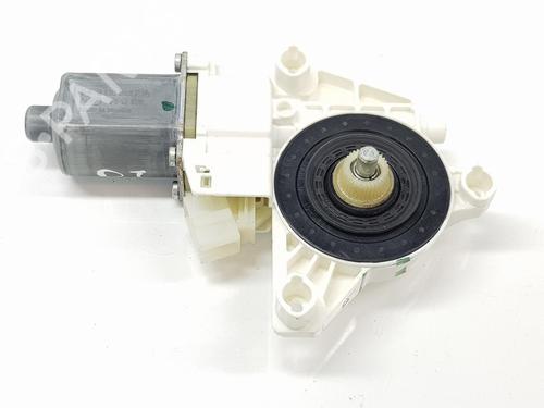 Used Left front window motor MERCEDES-BENZ M-CLASS (W166) ML 350 BlueTEC 4-matic (166.024, 166.023) (258 hp) 18296266