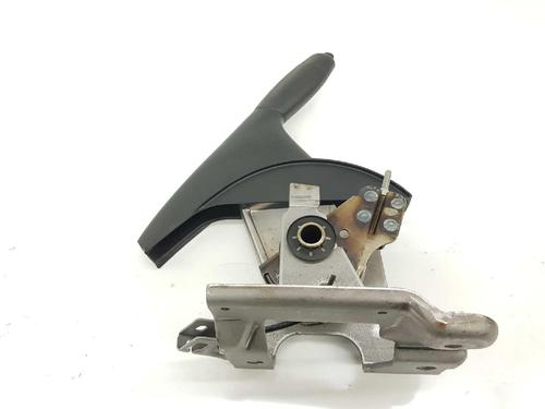 Used Hand brake NISSAN JUKE (F15) 1.2 DIG-T (115 hp) 8774021