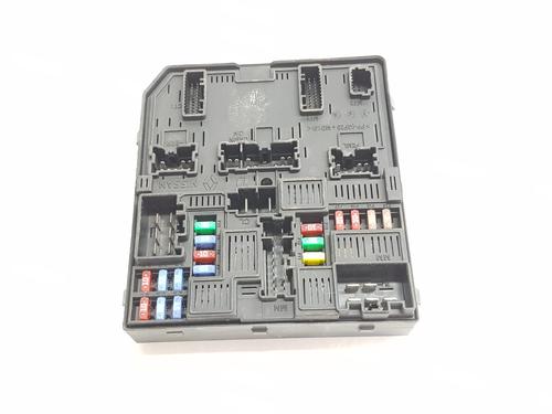 Used Fuse box Fuse box 37177674 37177674