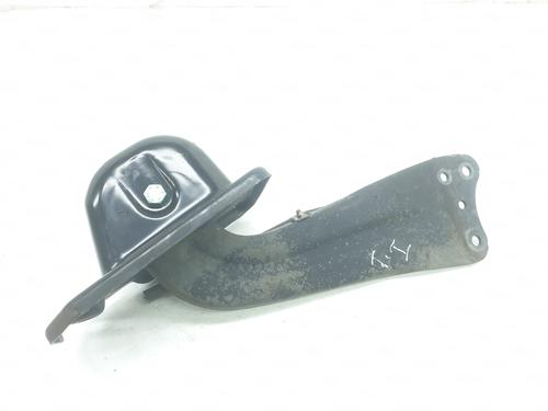 Venstre bagtil bærearm VW TOURAN (1T1, 1T2) 2.0 TDI (136 hp) 16646816