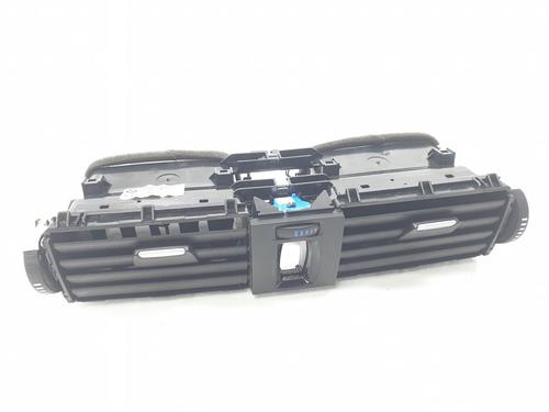 Used Air vent BMW 3 (F30, F80) 320 d (184 hp) 17390563