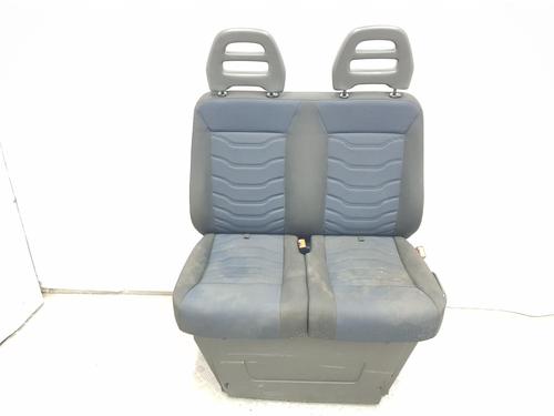 Asiento delantero derecho IVECO DAILY VI Van [2014-2024]null ASIENTO TELA  | ASIENTO TELA  | ASIENTO ACOMPAÑANTE  | DOS PLAZAS  |