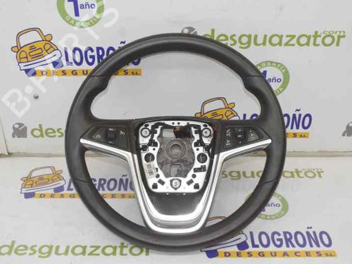 Used Steering wheel OPEL INSIGNIA A (G09) 2.0 CDTI (68) (160 hp) 756547