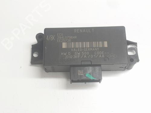Used Electronic module Electronic module RENAULT ARKANA I (LCM_, LDN_) [2019-2026] 33677084 33677084