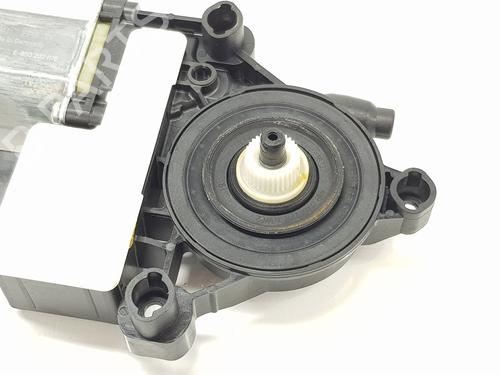 Right rear window motor SEAT LEON (5F1) 1.5 TSI | BP18321419E22 