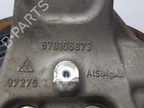 Left front steering knuckle MASERATI LEVANTE SUV (M161) 3.0 Q4 | BP16491878M25 