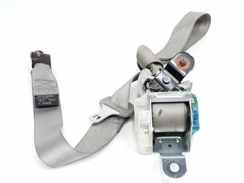 Used Rear right seatbelt KIA CARENS III MPV (UN) 2.0 CRDi 140 (140 hp) 23227429