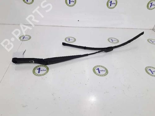 Used Front windshield wiper arm SKODA FABIA II (542) 1.4 TDI (70 hp) 4877264