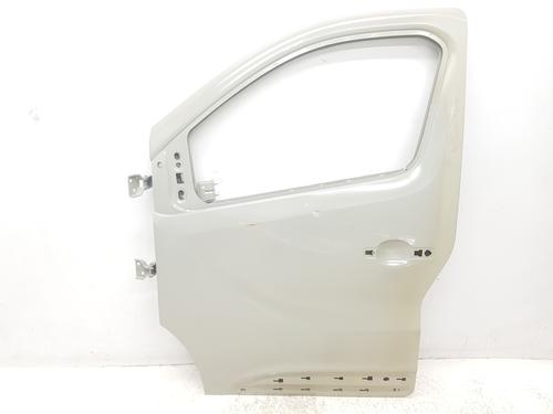 Used Left front door RENAULT TRAFIC III Bus (JG_) [2014-2025]  21055011