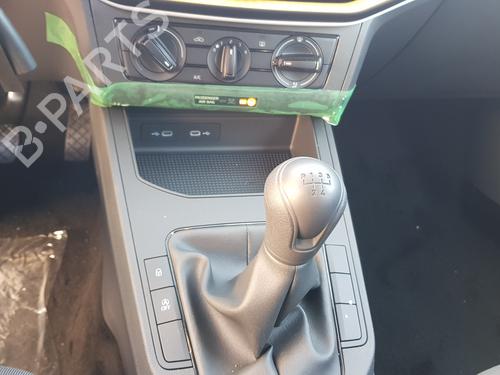 Fuse box SEAT ARONA (KJ7, KJP) 1.0 TSI | BP36650013E1 - Image 15