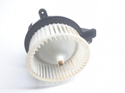 Heater blower motor SEAT ARONA (KJ7, KJP) 1.0 TSI | BP31151149M62