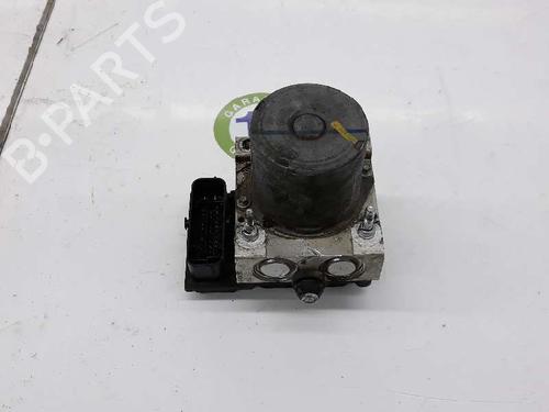 Used ABS pump NISSAN NV400 Van (X62, X62B) dCi 125 (125 hp) 10366346