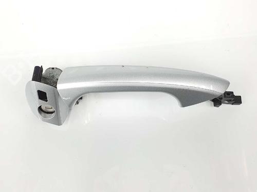Venstre fortil udvendigt håndtag MERCEDES-BENZ C-CLASS (W204) C 220 CDI (204.008) (170 hp) 7113103