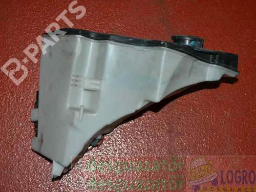 windscreen-washer-tank-bmw-x3-e83-xdrive-20-d-61663403211-sin-bombas-2003-2004-2005-2006-2007-2008-2009-2010-2011-7418983 main image