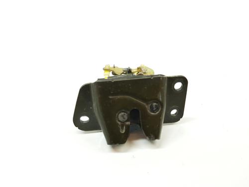 Tailgate lock HYUNDAI SANTA FÉ I (SM) 2.0 CRDi 4x4 | BP17904351C101 