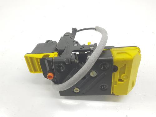 Rear right lock VOLVO XC90 I (275) D5 AWD | BP3684141C99 