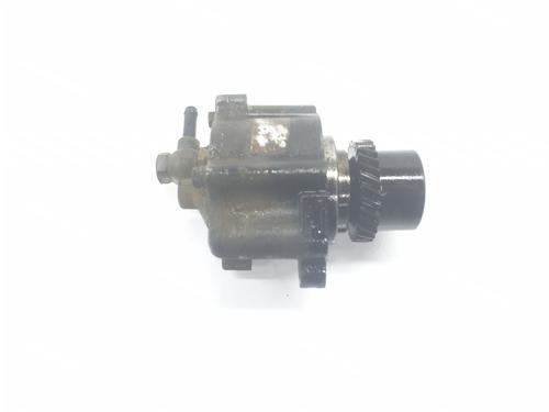 Used Vacuum pump Vacuum pump TOYOTA LAND CRUISER 90 (_J9_) 3.0 TD (KZJ90_, KZJ95_, KZJ90R, KZJ95R, KZJ90W, KZJ95W) (125 hp) 33042858 33042858