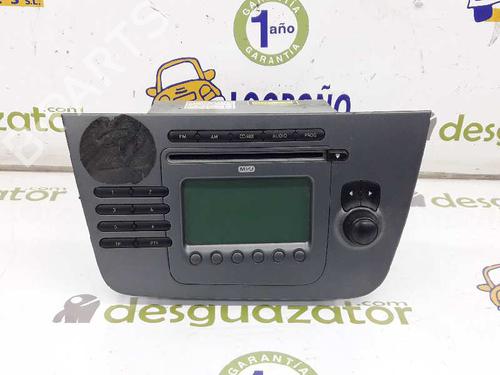 Radio SEAT ALTEA (5P1) 1.9 TDI 5P1035186B | 5P1035186B |