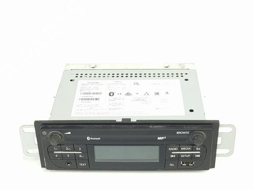 Used Radio RENAULT MASTER III Van (FV) 2.3 dCi 130 FWD (FV0M, FV0Y, FV0J, FV02, FV03) (130 hp) 32526300