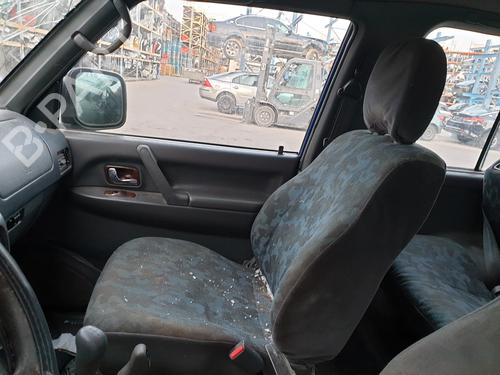 Glove box MITSUBISHI PAJERO II (V3_W, V2_W, V4_W, V5_W) 2.5 TD 4WD (V24W) | BP21518953C95 