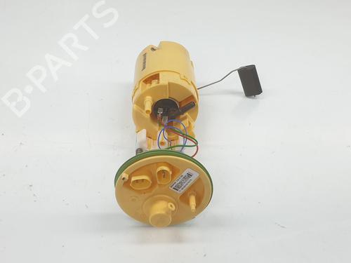 Used Fuel pump BMW X5 (F15, F85) xDrive 40 d (313 hp) 10164799
