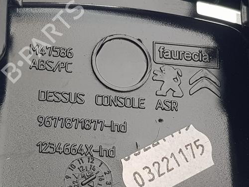 Middle console PEUGEOT 2008 I (CU_) 1.5 BlueHDI 120 | BP29755311I22 