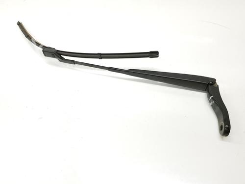 Used Front windshield wiper arm PEUGEOT 2008 II (UD_, US_, UY_, UJ_, UR_, UC_) [2019-2025]  27879249