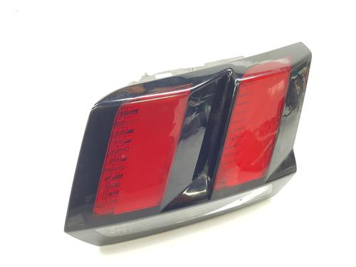 Used Right tailgate light PEUGEOT 3008 II SUV (MC_, MR_, MJ_, M4_) 1.5 BlueHDi 130 (131 hp) 29729493