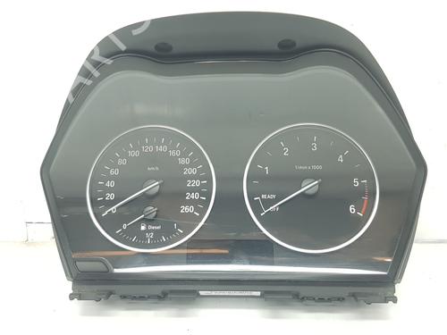 Used Instrument cluster BMW 1 (F20) 114 d (95 hp) 10664877