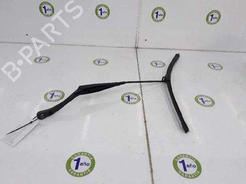 Used Front windshield wiper arm MERCEDES-BENZ C-CLASS (W204) C 220 CDI (204.002) (170 hp) 4679437
