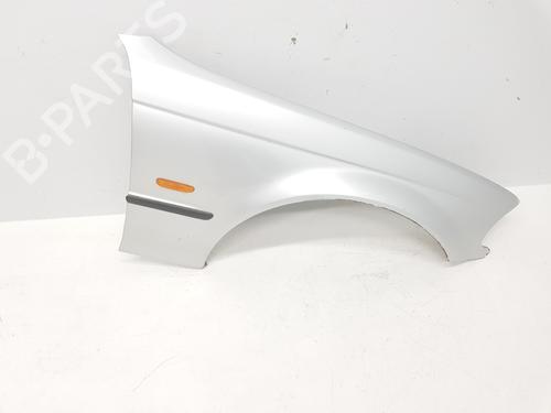 Used Right front fenders BMW 3 (E46) 318 i (118 hp) 22408075