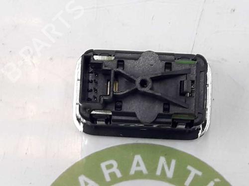 Right rear window switch MERCEDES-BENZ C-CLASS (W204) C 220 CDI (204.002) | BP3658932I28 