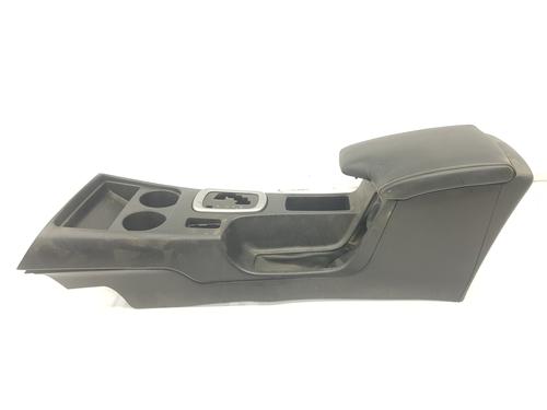 Armrest / Center console TOYOTA HILUX VIII Pickup (_N1_) 2.8 TD 4WD (GUN126) | BP12576642I20 