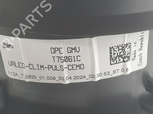 Heater blower motor OPEL ASTRA L Sports Tourer (O5) 1.2 (FRHNPJ) | BP23661755M62 