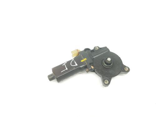 Left front window motor HYUNDAI H-1 / STAREX Bus (A1) 2.5 TD | BP15283452E21 