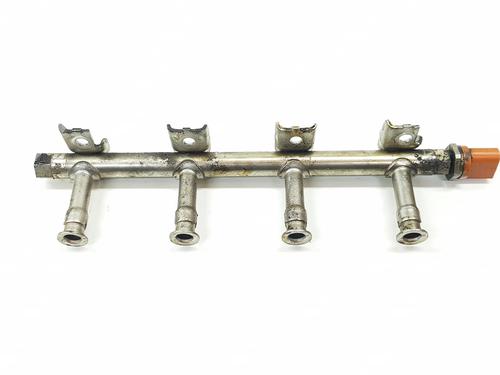 Used Injection rail Injection rail VW GOLF VI (5K1) 1.2 TSI (105 hp) 35794782 35794782