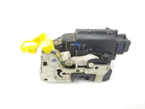 Rear left lock DACIA DUSTER (HS_) 1.5 dCi 4x4 (HSMC, HSMD) 825031894R  | 825031439R  |