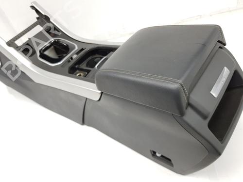 Armrest / Center console LAND ROVER RANGE ROVER EVOQUE (L538) 2.2 D 4x4 | BP17532664I20 