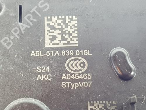 Rear right lock SEAT ARONA (KJ7, KJP) 1.5 TSI | BP27879842C99