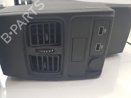 Armrest / Center console RENAULT ARKANA I (LCM_, LDN_) 1.3 TCe 140 (LDN0) | BP33411946I20 - Image 4