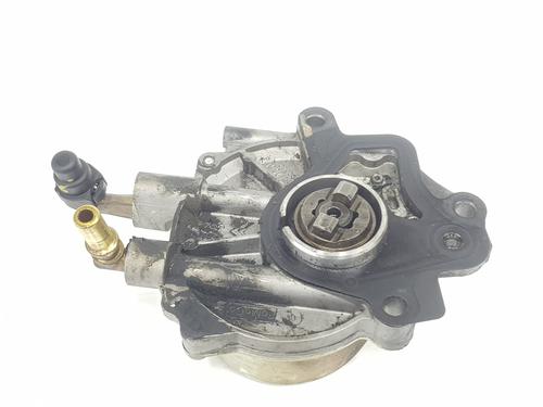 Used Vacuum pump LAND ROVER DISCOVERY III (L319) 2.7 TD 4x4 (190 hp) 31805803