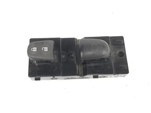 Used Right front window switch NISSAN MICRA V (K14) 1.0 (73 hp) 6575336
