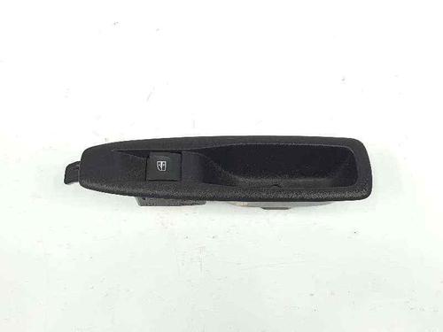Used Right rear window switch Right rear window switch RENAULT CAPTUR I (J5_, H5_) [2013-2026] 7579251 7579251