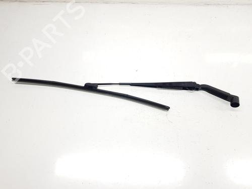 Front windshield wiper arm NISSAN QASHQAI II (J11, J11_) 1.3 DIG-T | BP12576775C143 