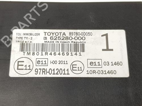 Electronic module TOYOTA YARIS (_P13_) 1.3 (NSP130_, NSP130) | BP19122240M83 